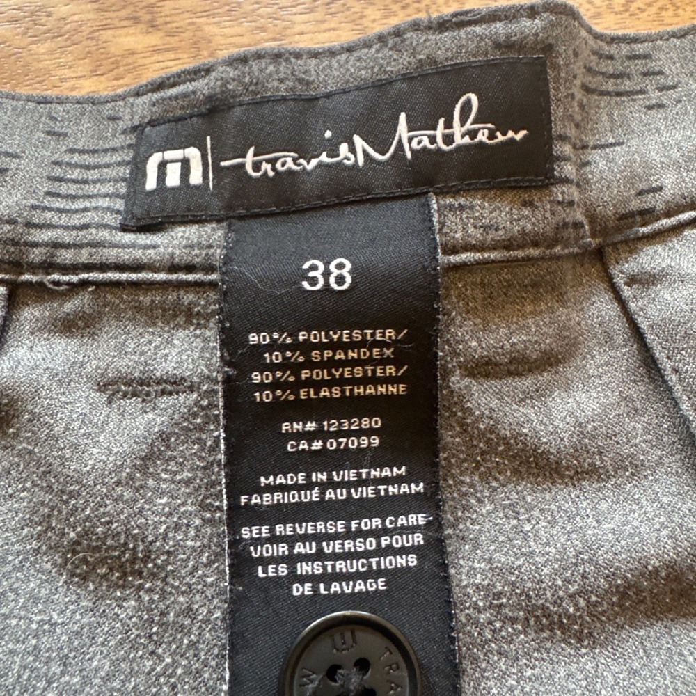 TravisMathew Mens Grey Golf Shorts Size 38 Geometric Palm Print - Picture 2 of 7